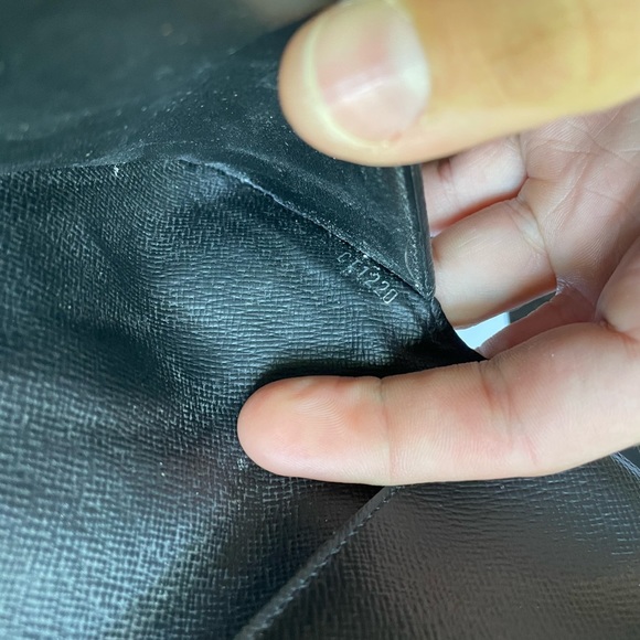 LV Slender Pocket Organizer - Picture 7 of 8